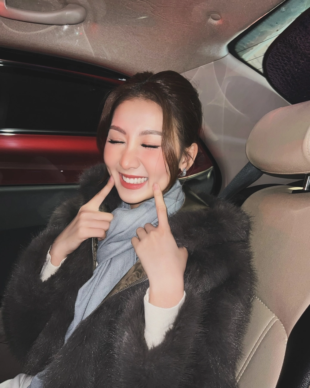 Phần thi hoa hậu Quế Anh trả lời ứng xử khiến BGK gật gù