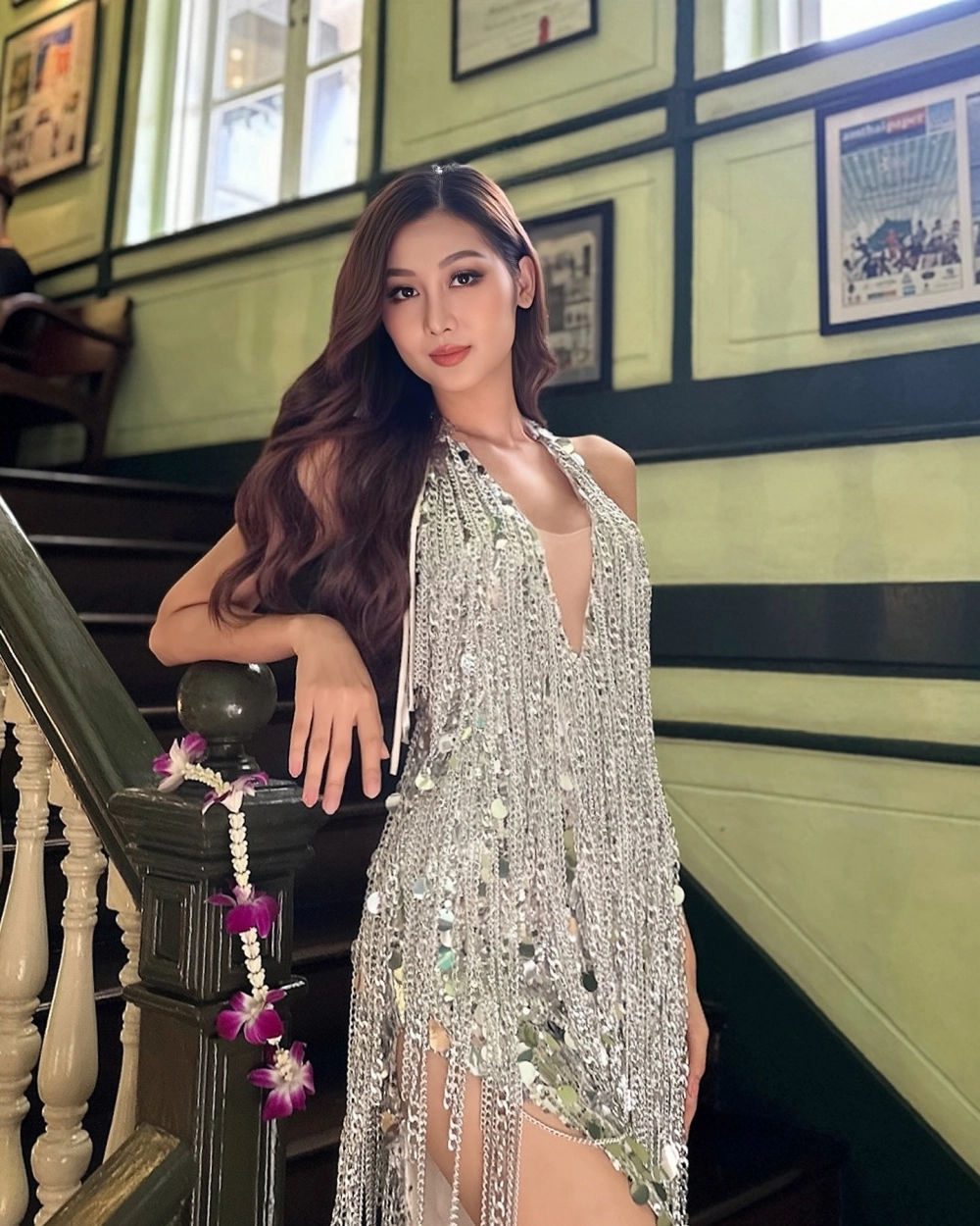 Khoảnh khắc đăng quang rạng rỡ của hoa hậu Quế Anh