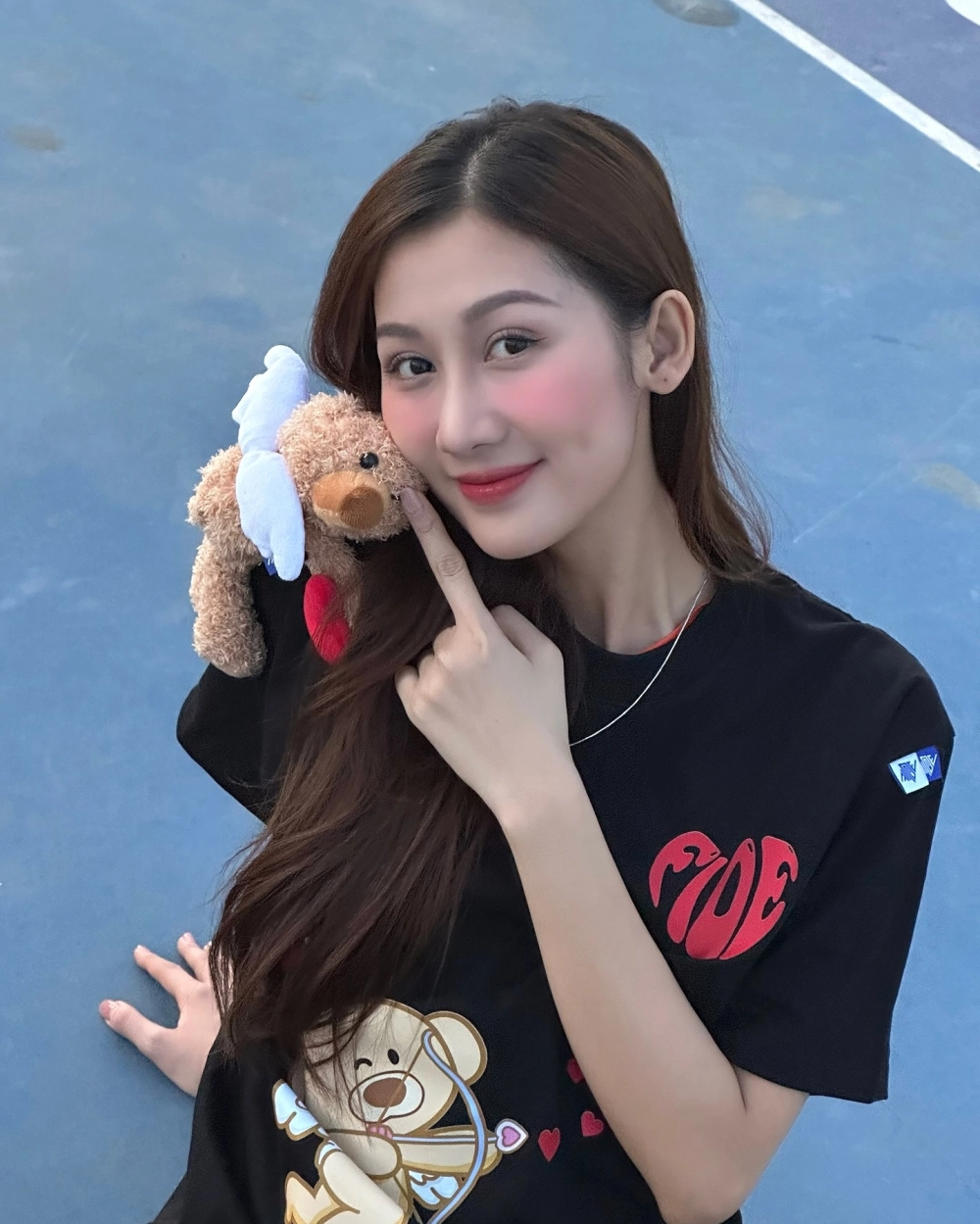 Phong cách thanh lịch của á hậu Quế Anh sau đêm thi