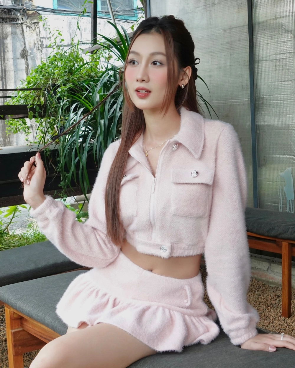 Fan hỏi nhau liên tục hoa hậu Quế Anh học trường nào