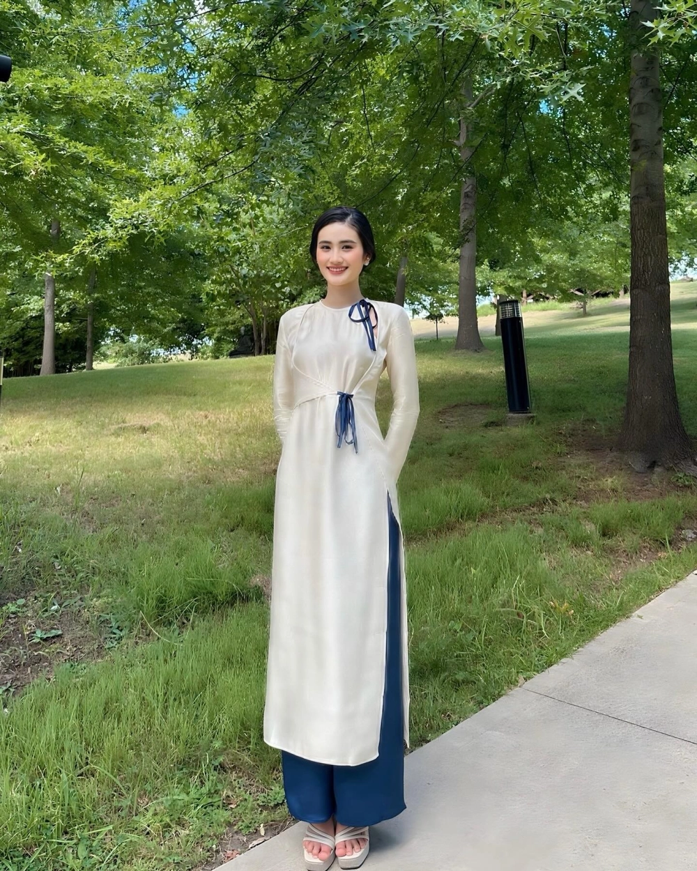 Lý do hoa hậu Ý Nhi đi du học ngay sau đăng quang