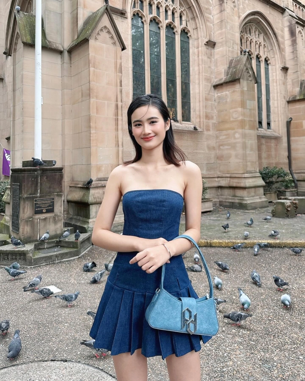 Cô đăng quang tại cuộc thi hoa hậu Ý Nhi năm 2023