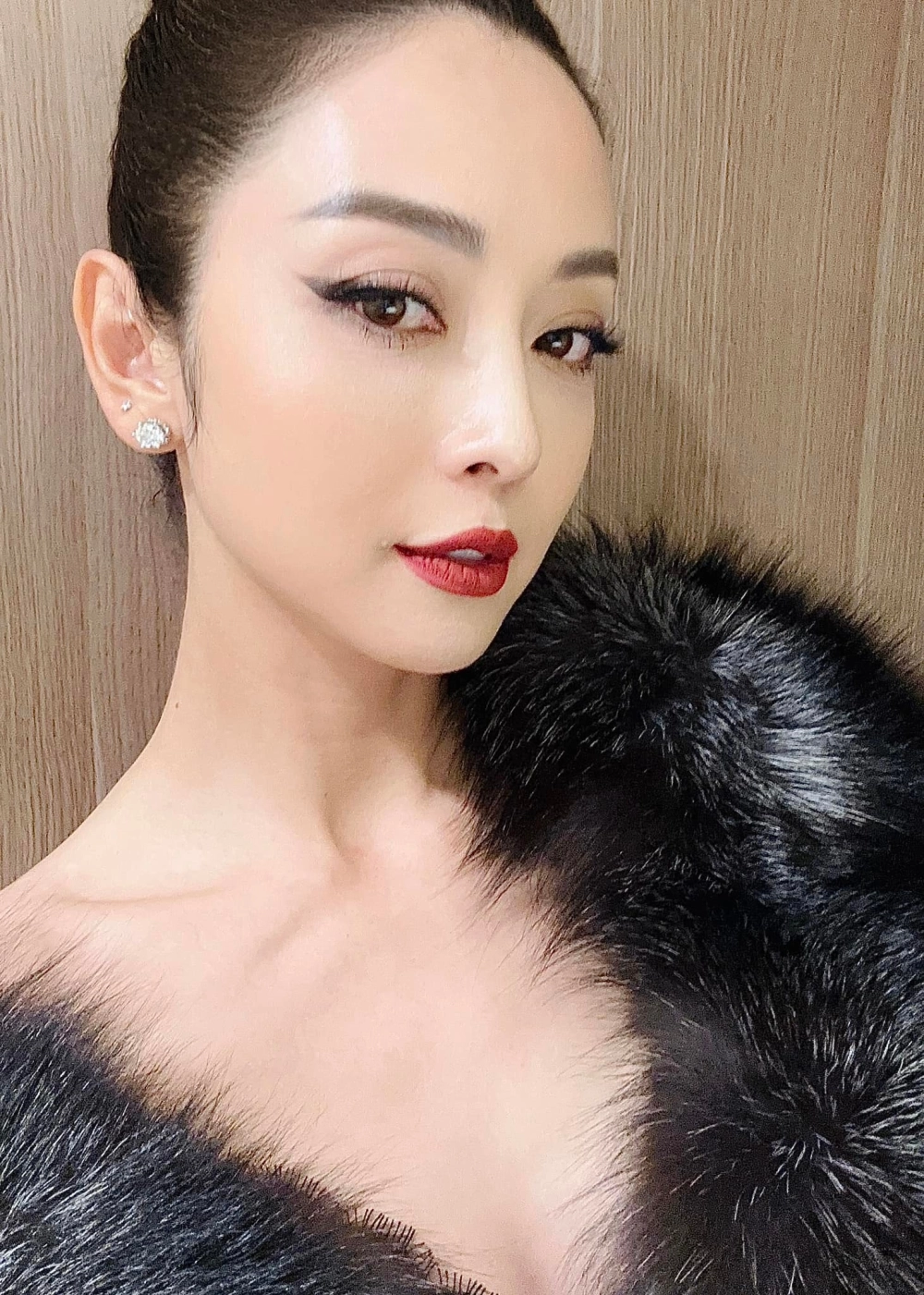 Khoảnh khắc hạnh phúc của gia đình Jennifer Phạm