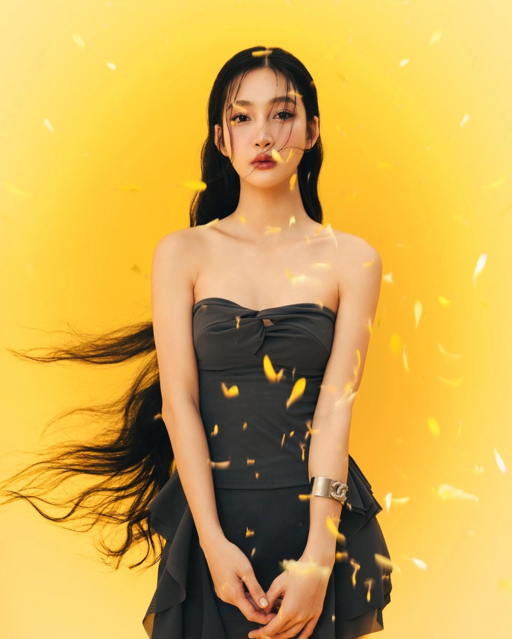 Visual dịu dàng như không tuổi khiến ai cũng hỏi Juky San sinh năm