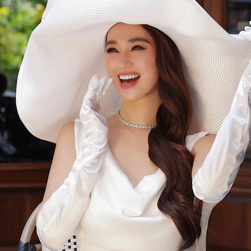 Visual thu hút mọi ánh nhìn khiến fan tìm kiếm Khánh My là ai