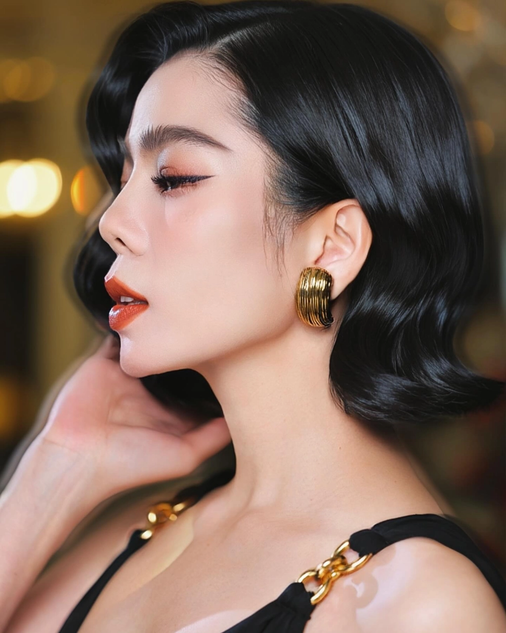 Visual day dứt theo cảm xúc của tình lỡ Lệ Quyên