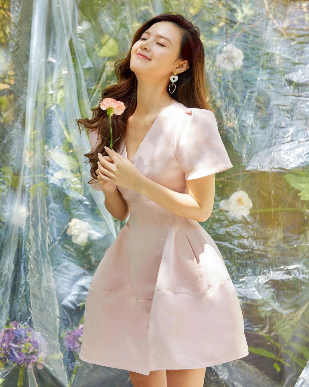 Hình ảnh tại lớp học khi chia sẻ Midu là giảng viên môn gì