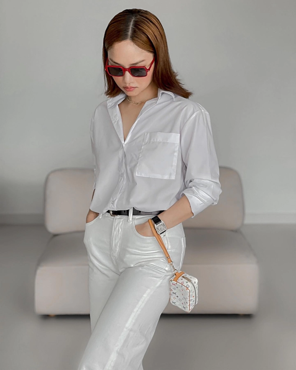 Chất giọng truyền cảm chạm tim trong yêu anh Miu Lê