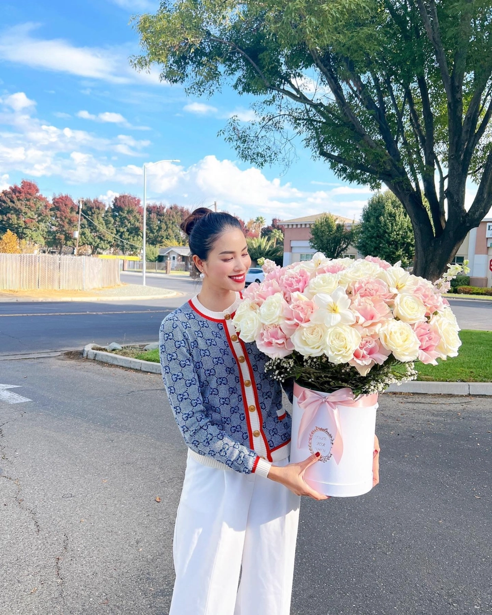 Bộ hình ảnh hoa hậu Phạm Hương quyến rũ và đầy thần thái