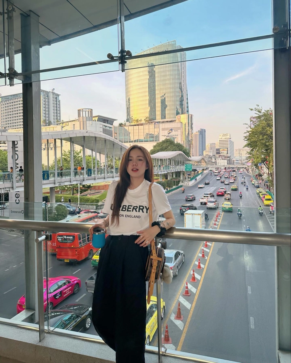 Loạt ảnh từ các MV đình đám trong các bài hát trong Phương Ly