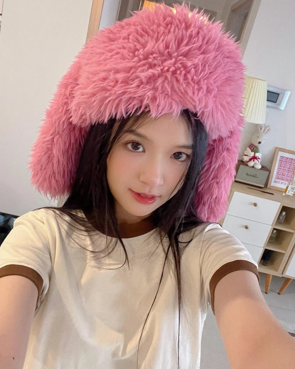 Bức ảnh đời thường tươi sáng trên Suni Hạ Linh instagram