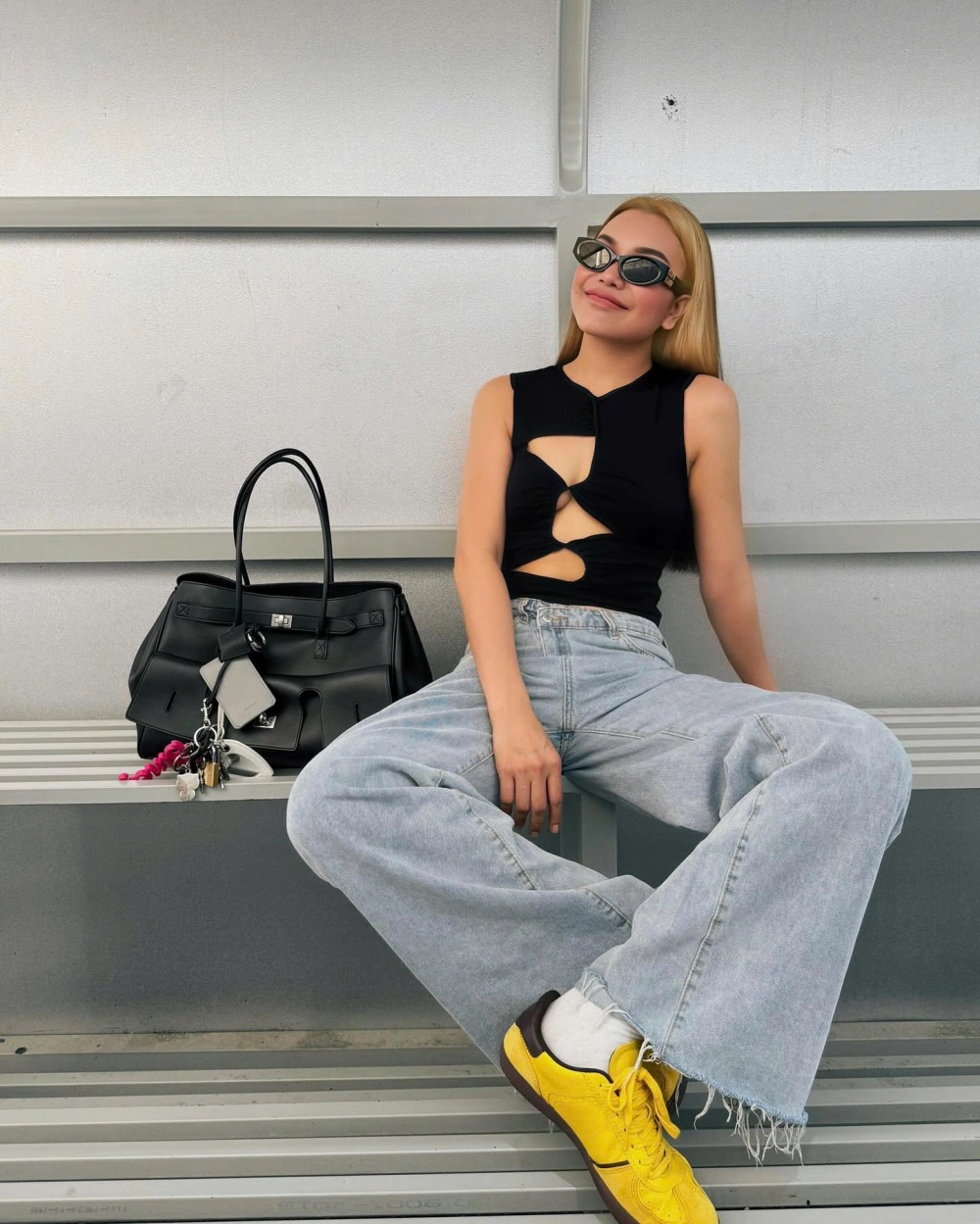 Ảnh đại diện phù hợp cho tuyển tập bài hát của Trà Ngọc Hằng