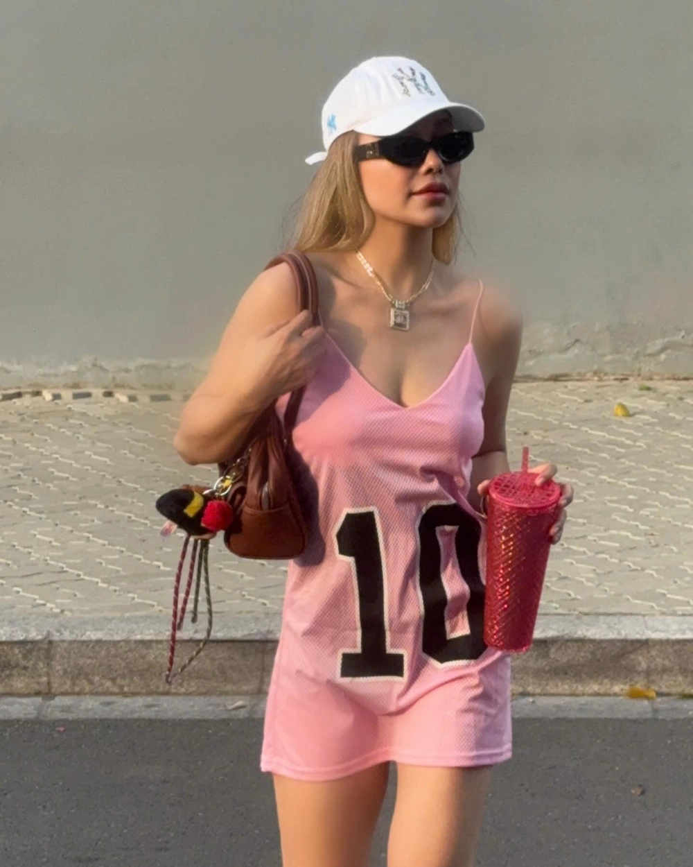 Bộ ảnh nội y táo bạo đầy cuốn hút của Trà Ngọc Hằng