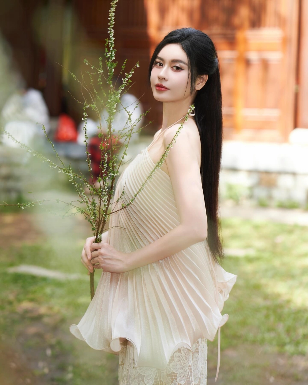 Hình ảnh trẻ trung của ca sĩ Trương Quỳnh Anh sinh năm bao nhiêu