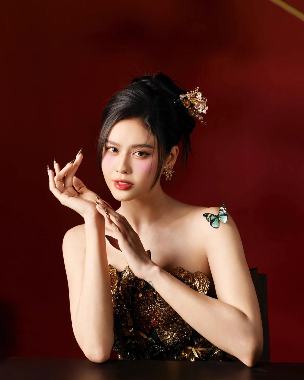 Nét đẹp nhẹ nhàng của người Trương Quỳnh Anh quê ở đâu