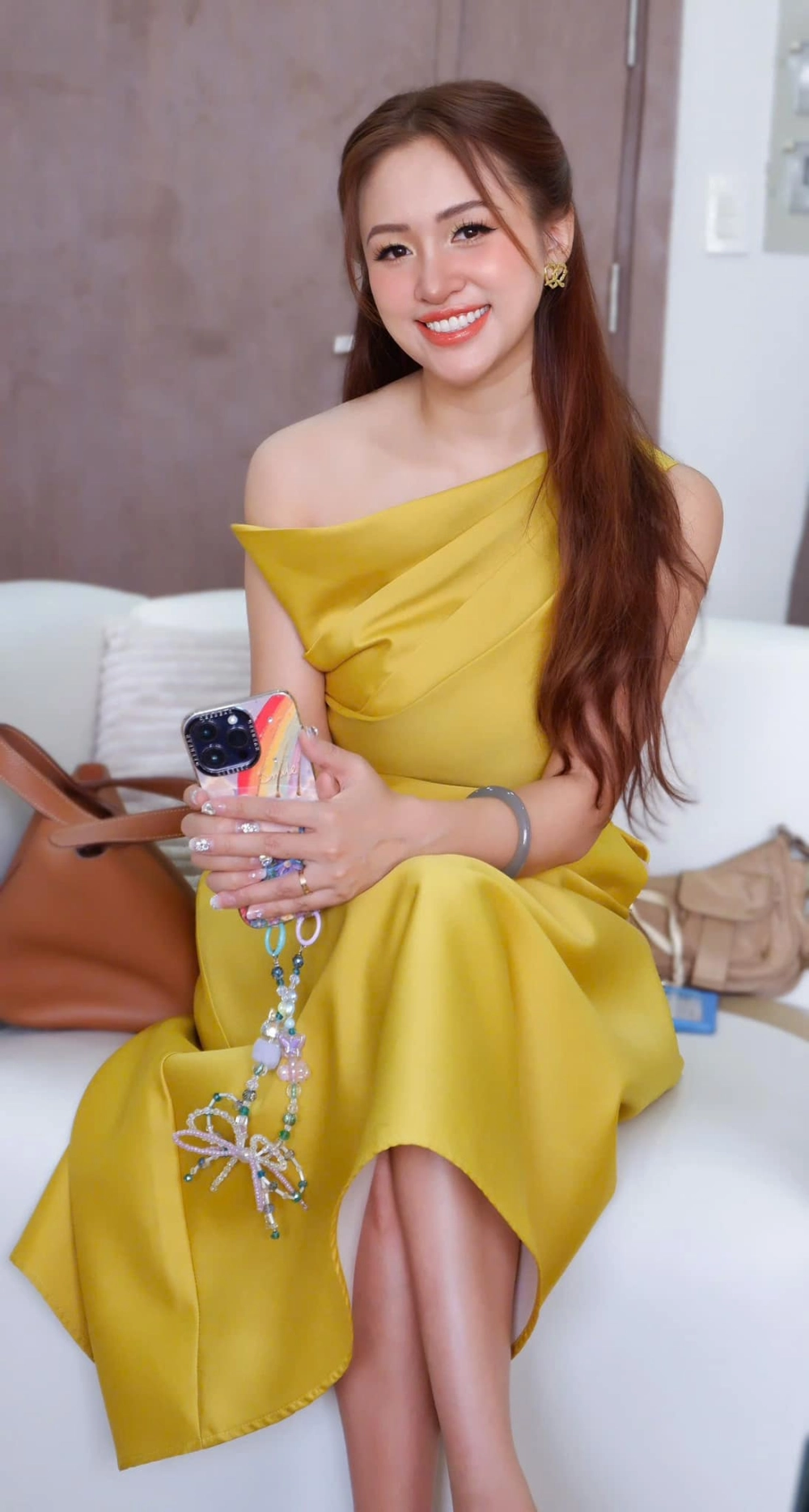 Nét đẹp kiên cường khi sống cùng Vân Hugo nhược thị