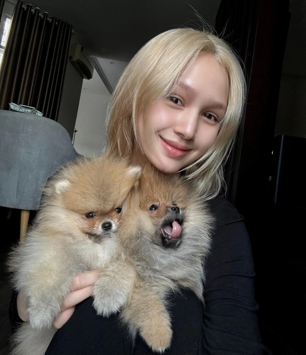 Ảnh đời thường khi livestream trong vai trò streamer Xoài Non