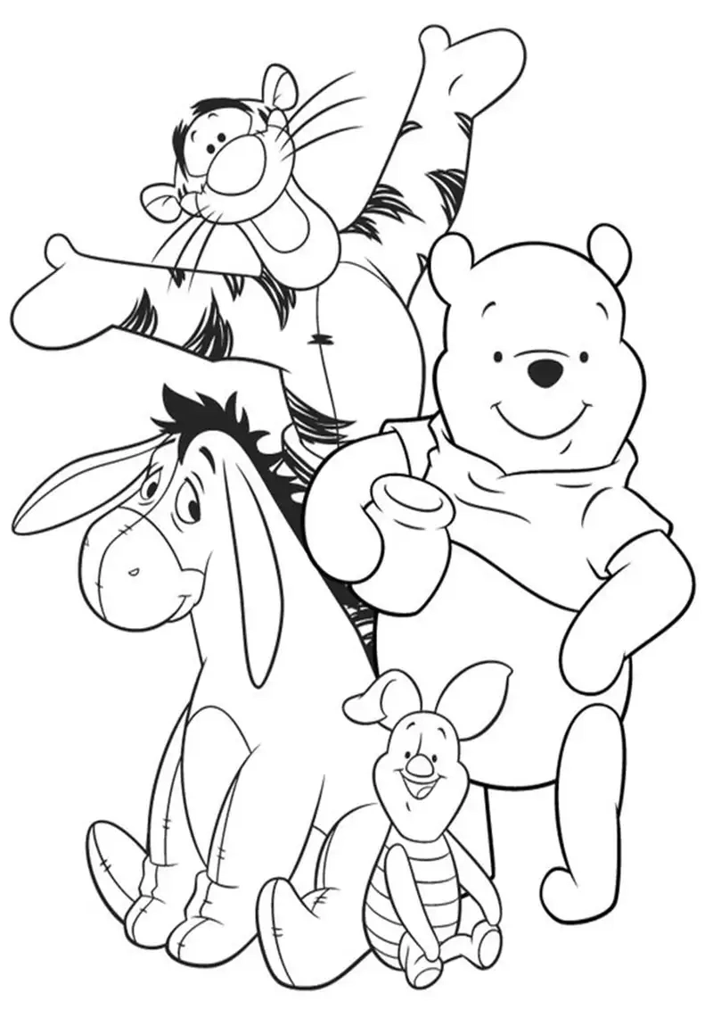 Bé thích thú với tô màu gấu pooh sinh động và dễ thương