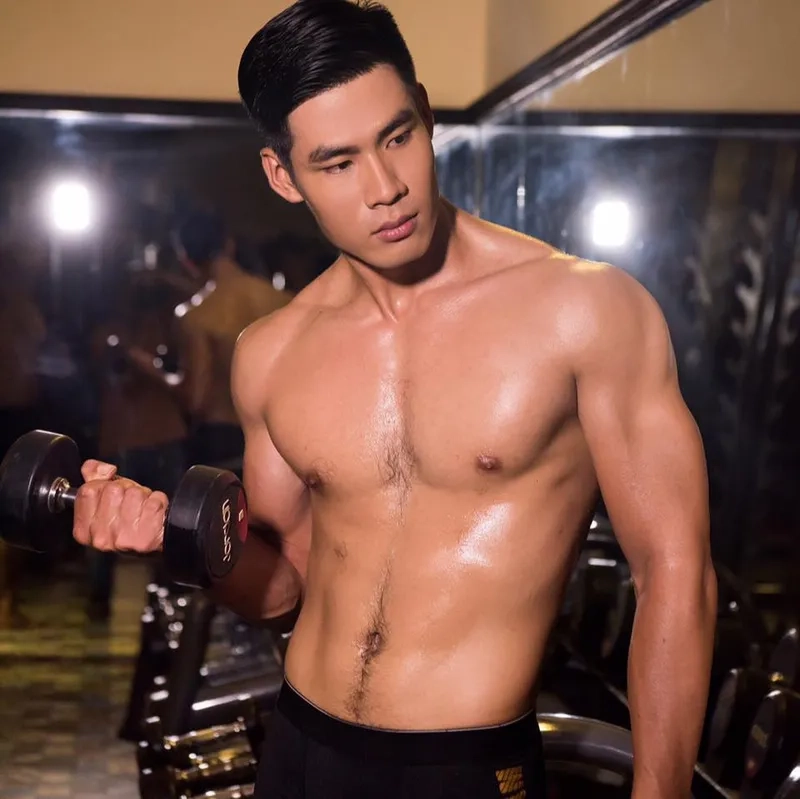 Hình ảnh ấn tượng của Danh Chiếu Linh tại Mister Global 2021