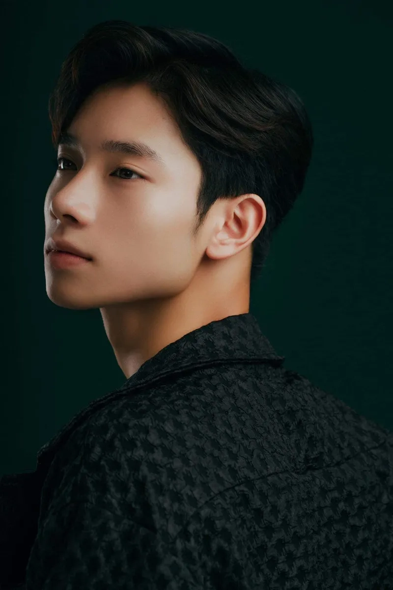 Khám phá phong cách của Dương Hoàng Hải Mr World Vietnam