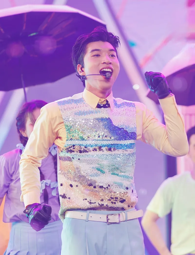 Đọc tiểu sử Hiếu Thứ Hai để hiểu rõ hơn về anh