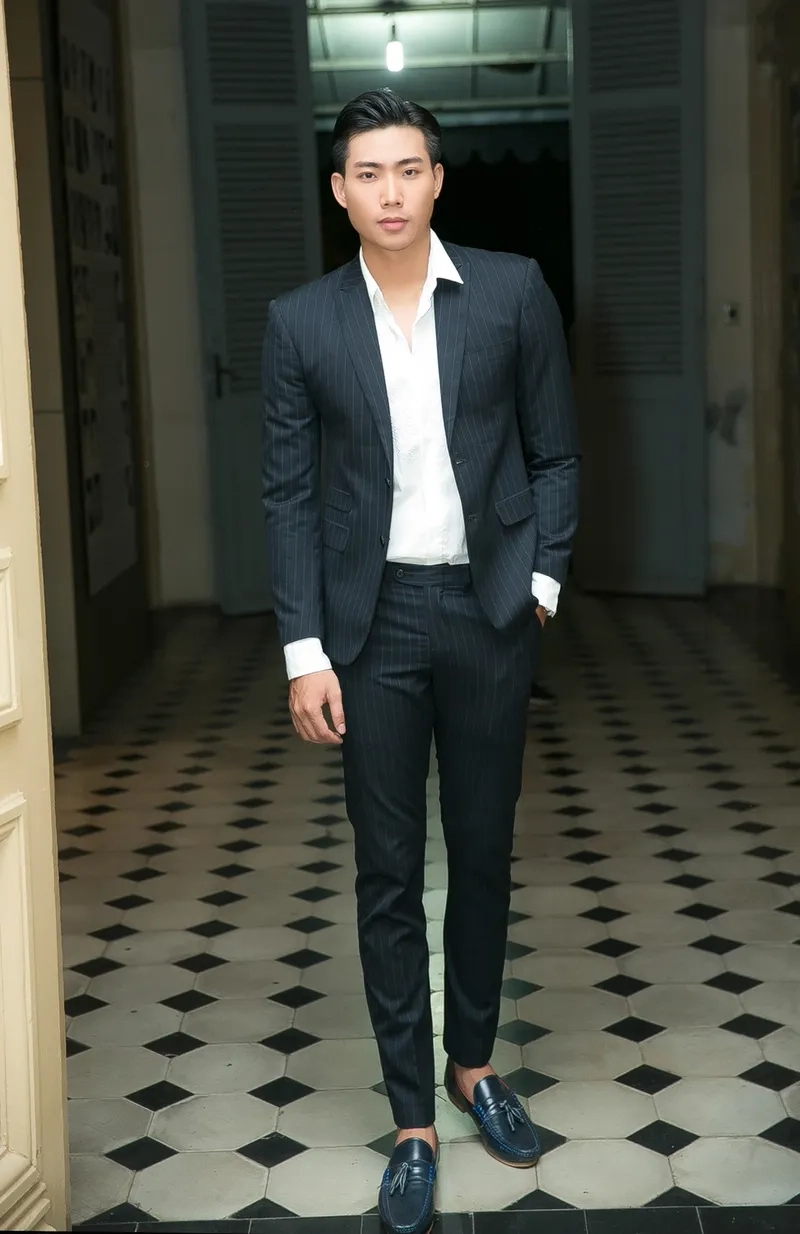 Cập nhật chuyện tình Hữu Long công khai yêu đồng tính