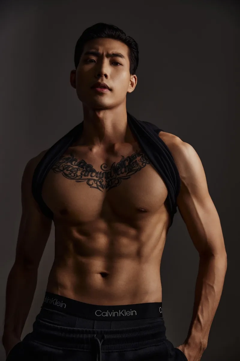 Xem hình ảnh mới nhất trên Hữu Long Instagram