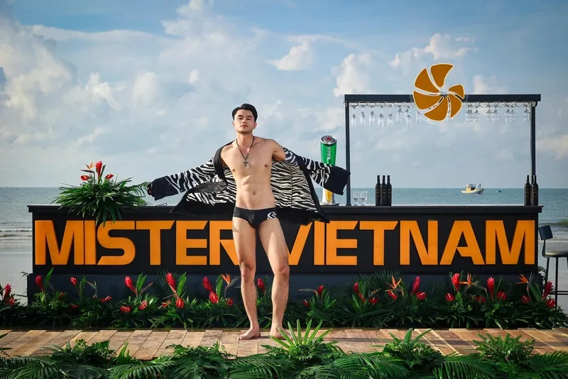  Xem ngay bộ ảnh nam vương Lê Hữu Đạt chất lượng cao 