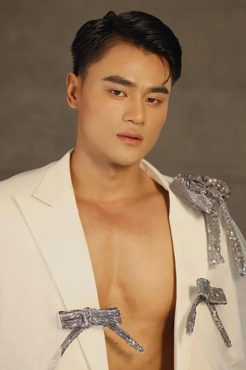 Khoảnh khắc tỏa sáng cùng Lê Hữu Đạt