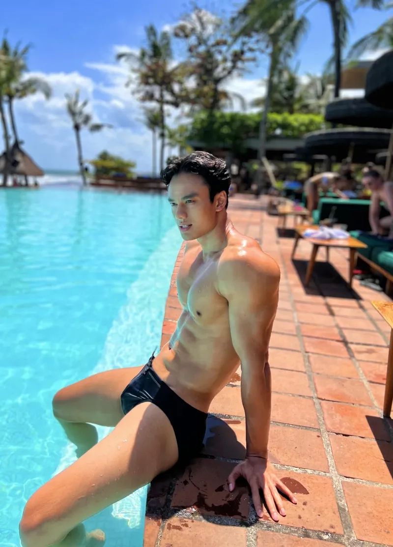 Khám phá tiểu sử Nam Vương Minh Khắc đầy ấn tượng