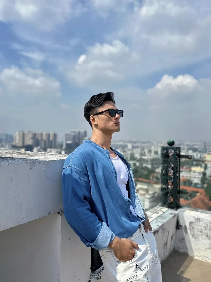 Khám phá hình ảnh Nguyễn Minh Khắc đầy cuốn hút