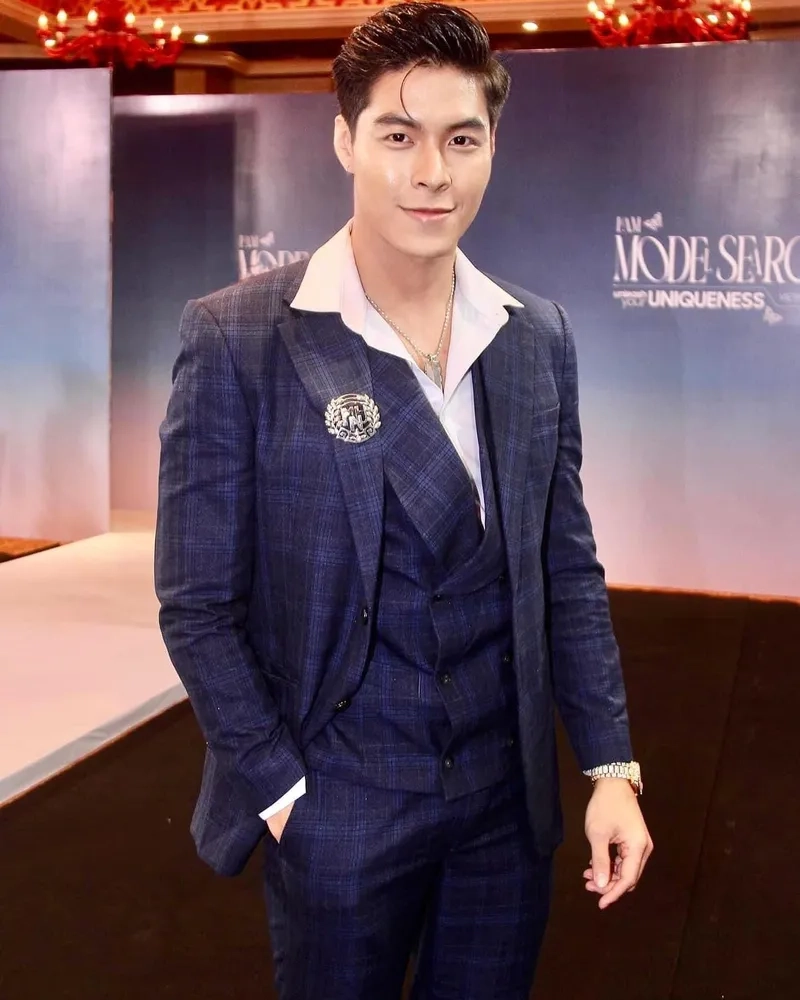 Màn Ngô Hoàng Phi Việt ứng xử khiến fan nể phục