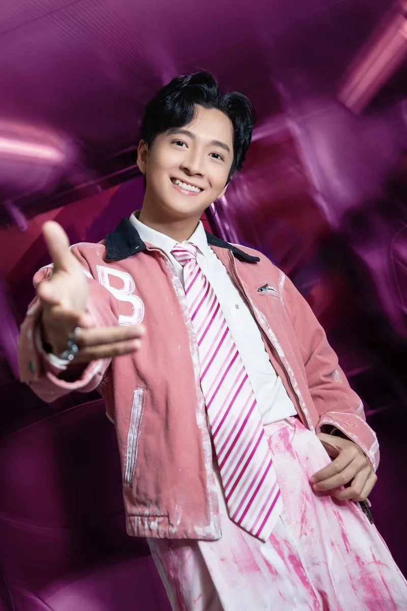 Ngô Kiến Huy và Khổng Tú Quỳnh khiến fan ngưỡng mộ