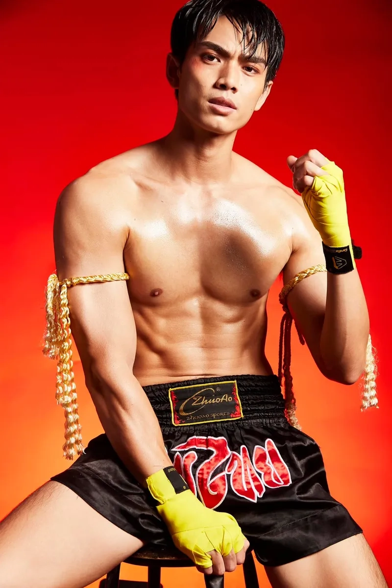 Chiều cao Tạ Công Phát chuẩn người mẫu khiến ai cũng ngưỡng mộ