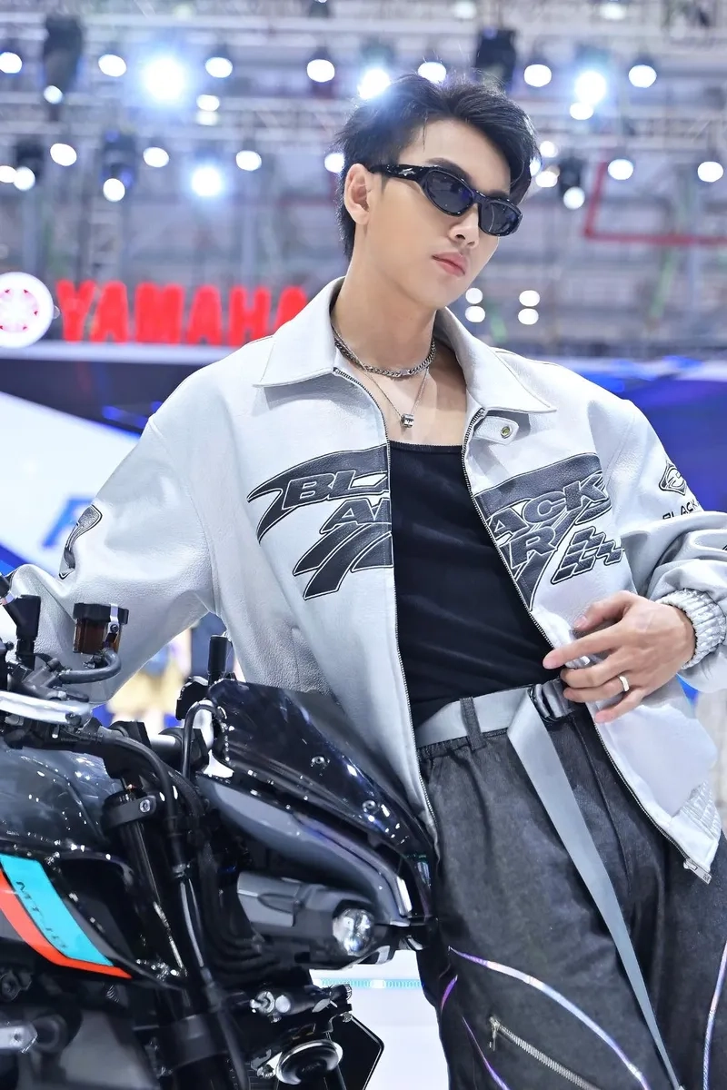 Xem Tạ Công Phát mới nhất với phong cách thời thượng