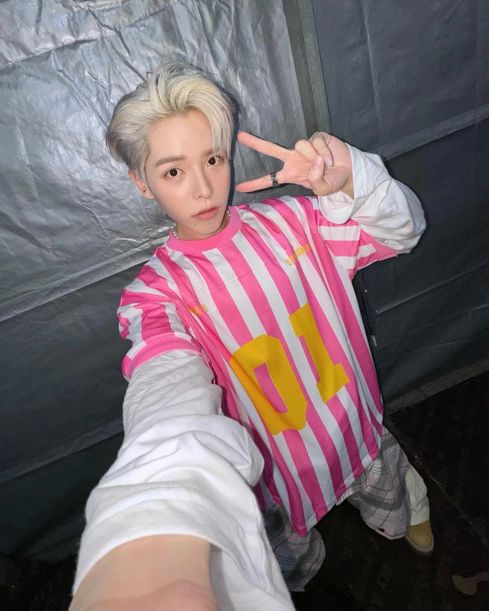  Khám phá bộ hình ảnh Đức Phúc phong cách lịch lãm mê hoặc 