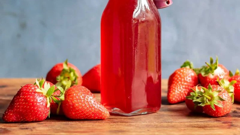  Cách làm siro dâu sánh mịn ai uống cũng ghiền ngay 