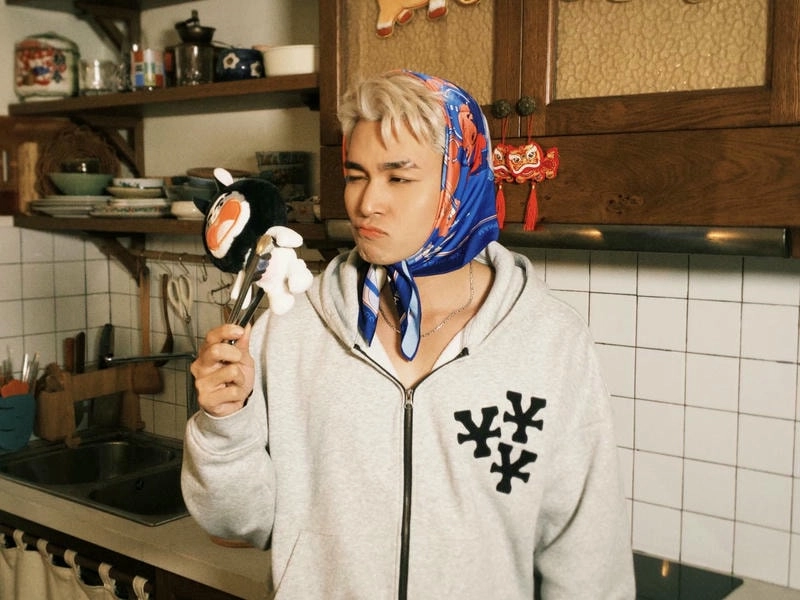 Nhiều người tìm kiếm jun phạm sinh năm bao nhiêu sau khi nam ca sĩ gây chú ý