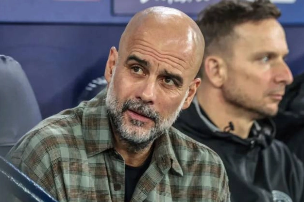 HLV Pep Guardiola bóng gió về tương lai sau Cúp C1