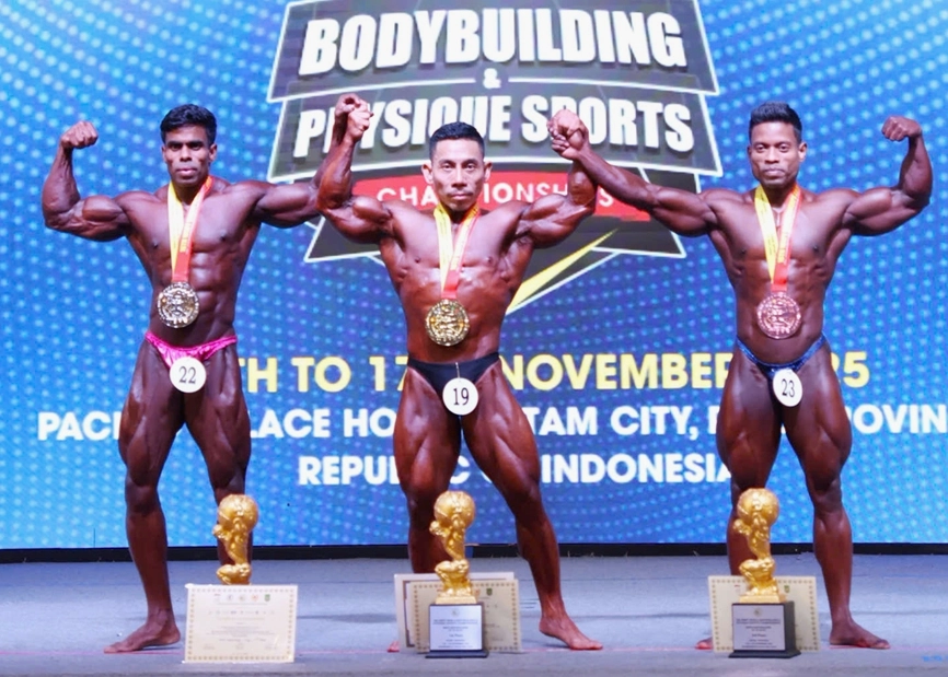 Phạm Văn Mách ăn mừng chiến thắng thế giới Tiểu sử Phạm Văn Mách