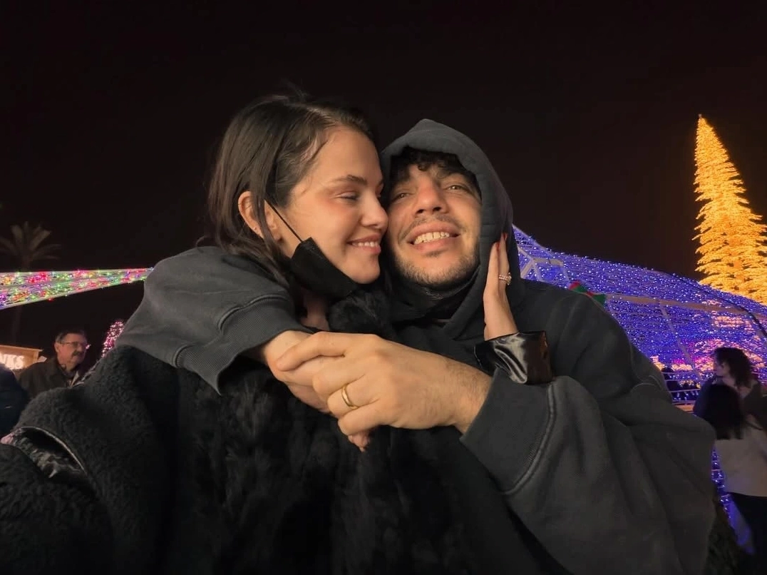 Selena Gomez và Benny Blanco đón Giáng sinh