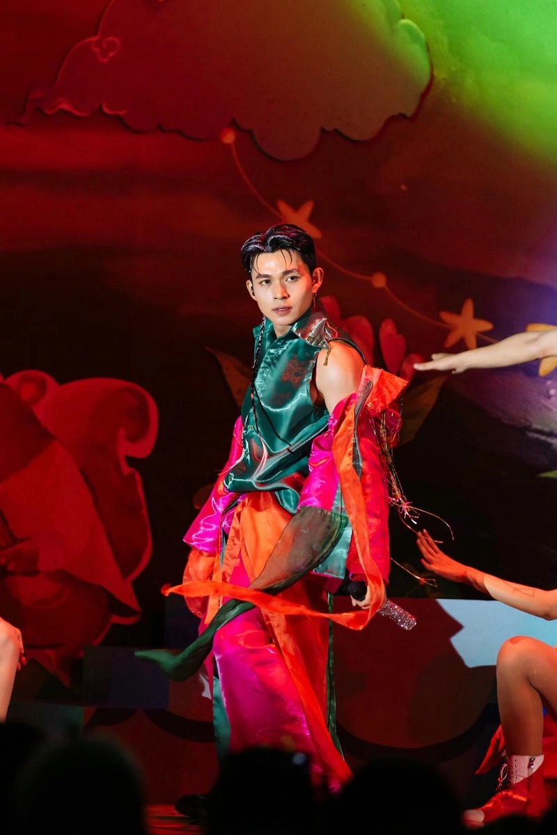 Bật mí jun phạm cung gì khiến fan bất ngờ