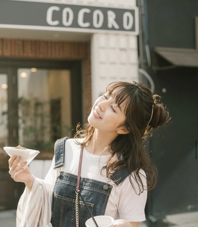 Câu chuyện bên lề sân cỏ của Minamino cũng thu hút nhiều sự chú ý