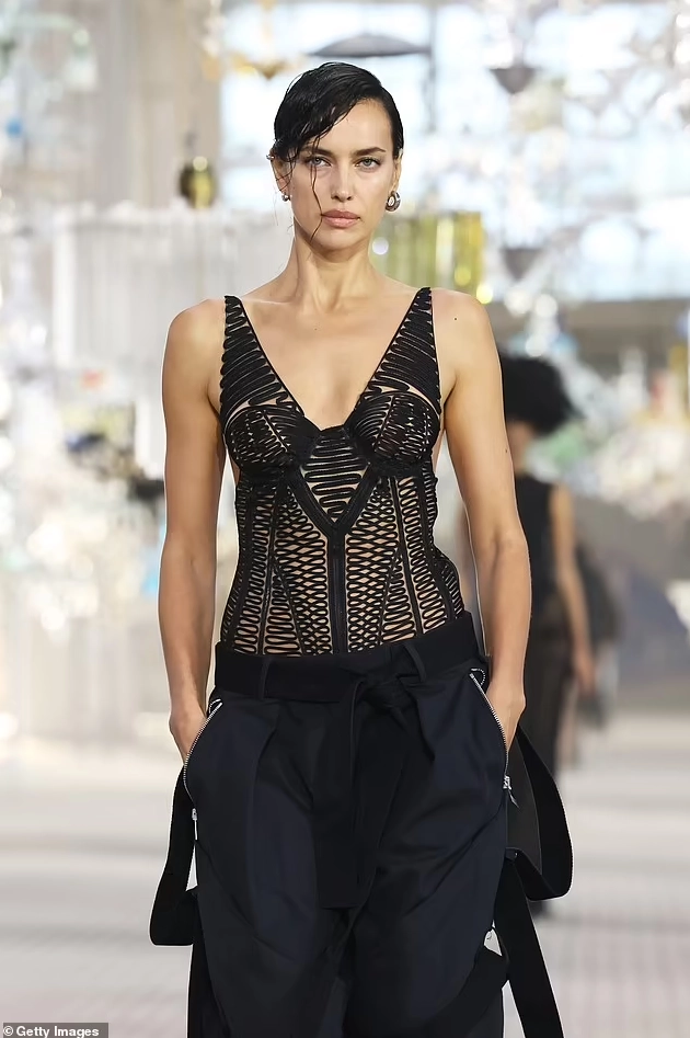 Hình ảnh rạng rỡ của người mẫu Irina Shayk