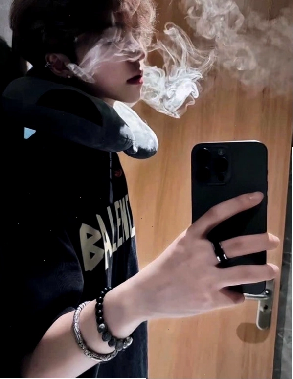 Ảnh bad boy che mặt với góc nghiêng đầy nam tính