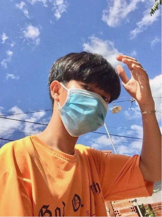 Ảnh trai đẹp 2k9 che mặt cute, mang nét đáng yêu