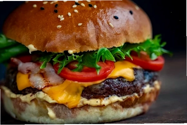 Các nguyên liệu chính để làm bánh mì burger phô mai