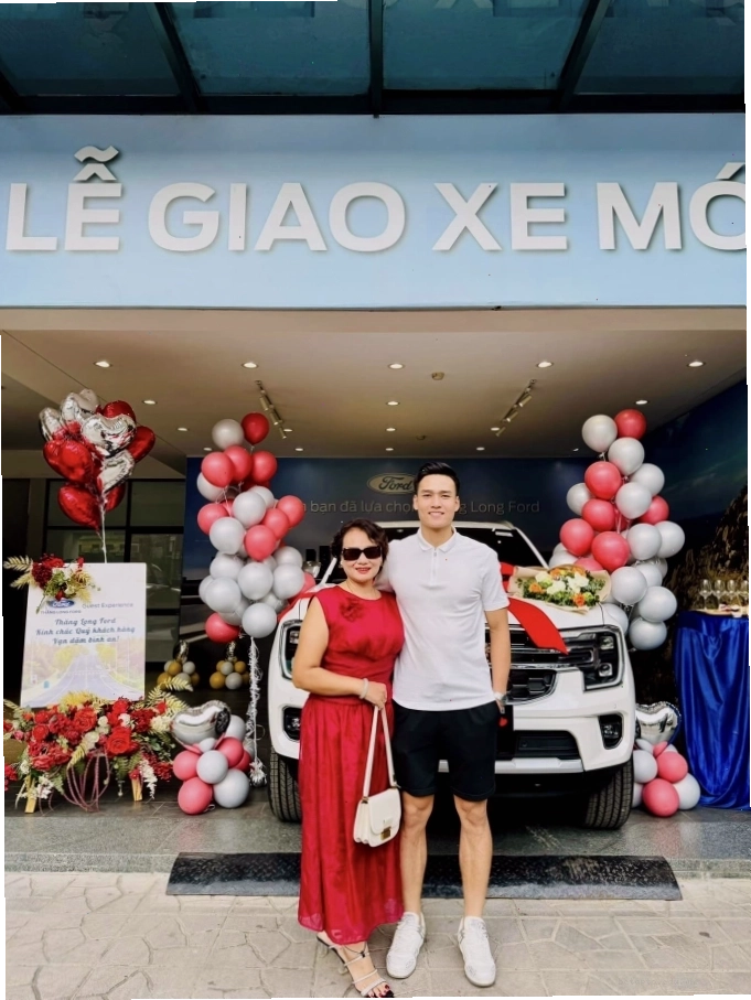 Hoạt động thể thao của chàng trai 8 múi
