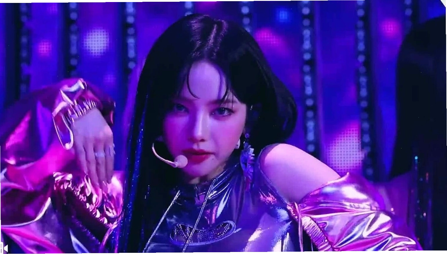 Karina, trưởng nhóm aespa với visual ấn tượng