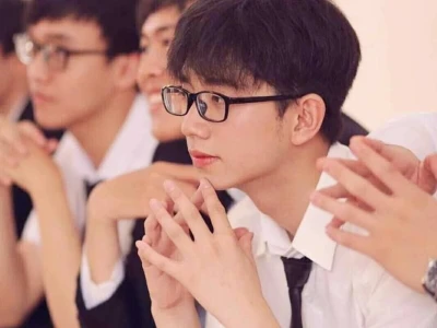 Ảnh Trai Đẹp K9 Che Mặt: Bộ Sưu Tập "Soái Ca" Thế Hệ Mới